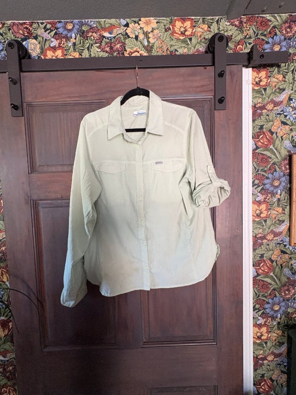 Columbia Womens XL Outdoor fishing shirt- light green mint,